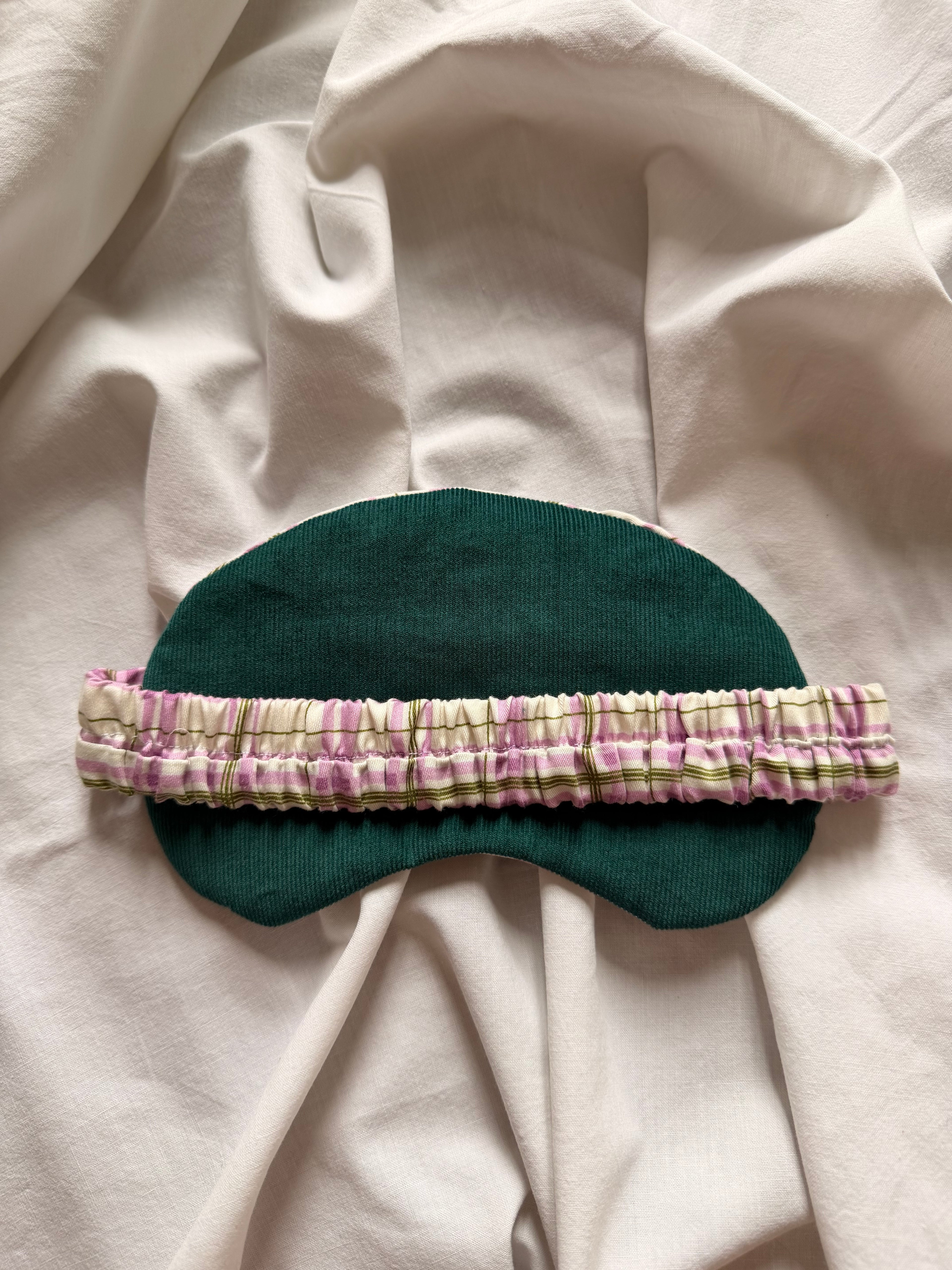 Masque de nuit violet et vert