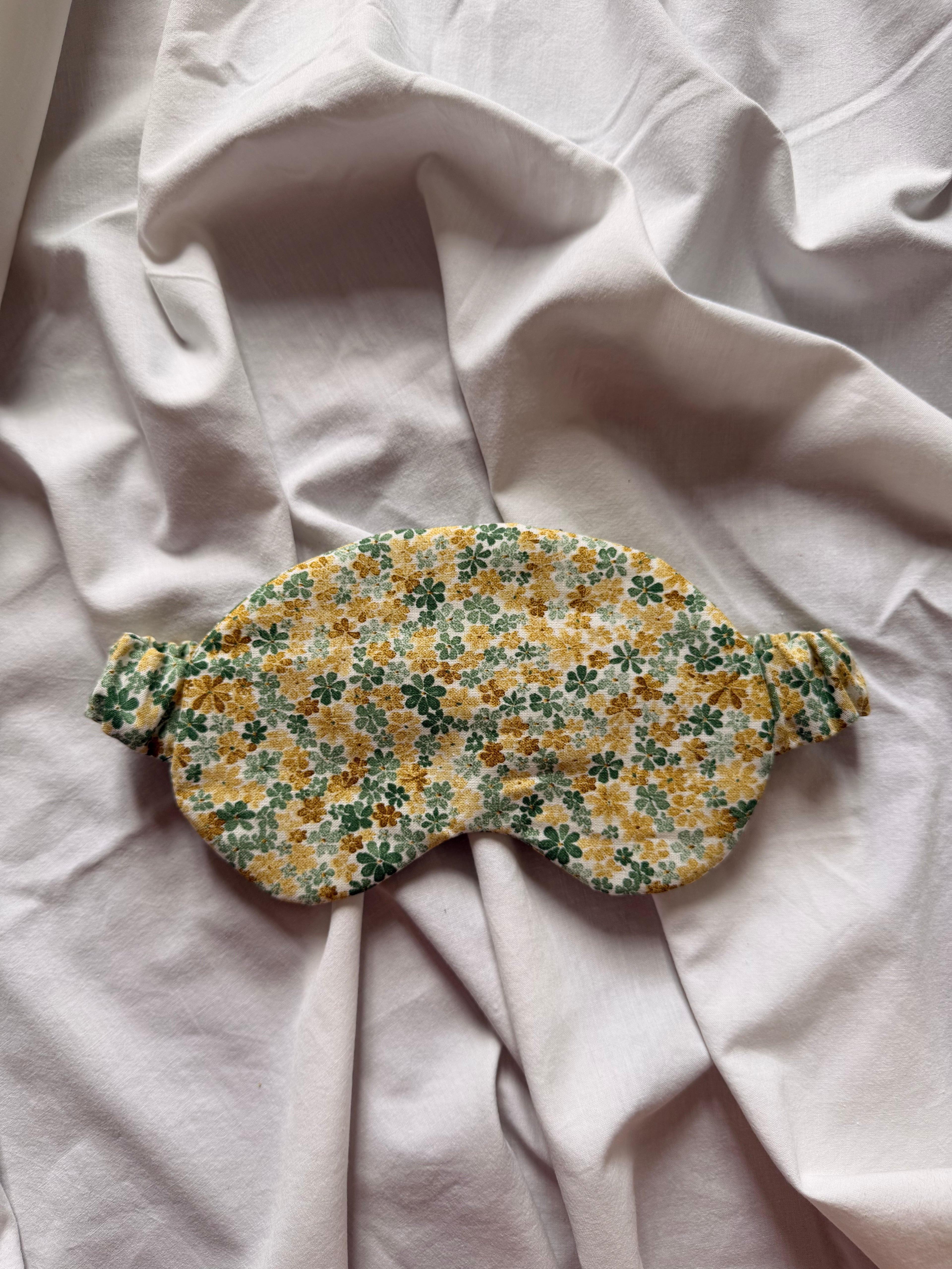 Masque de nuit fleuri vert