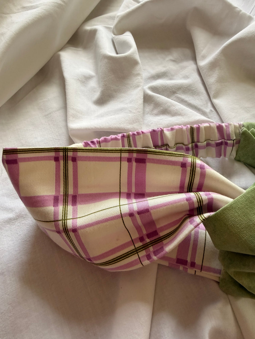 Bandeau violet vert