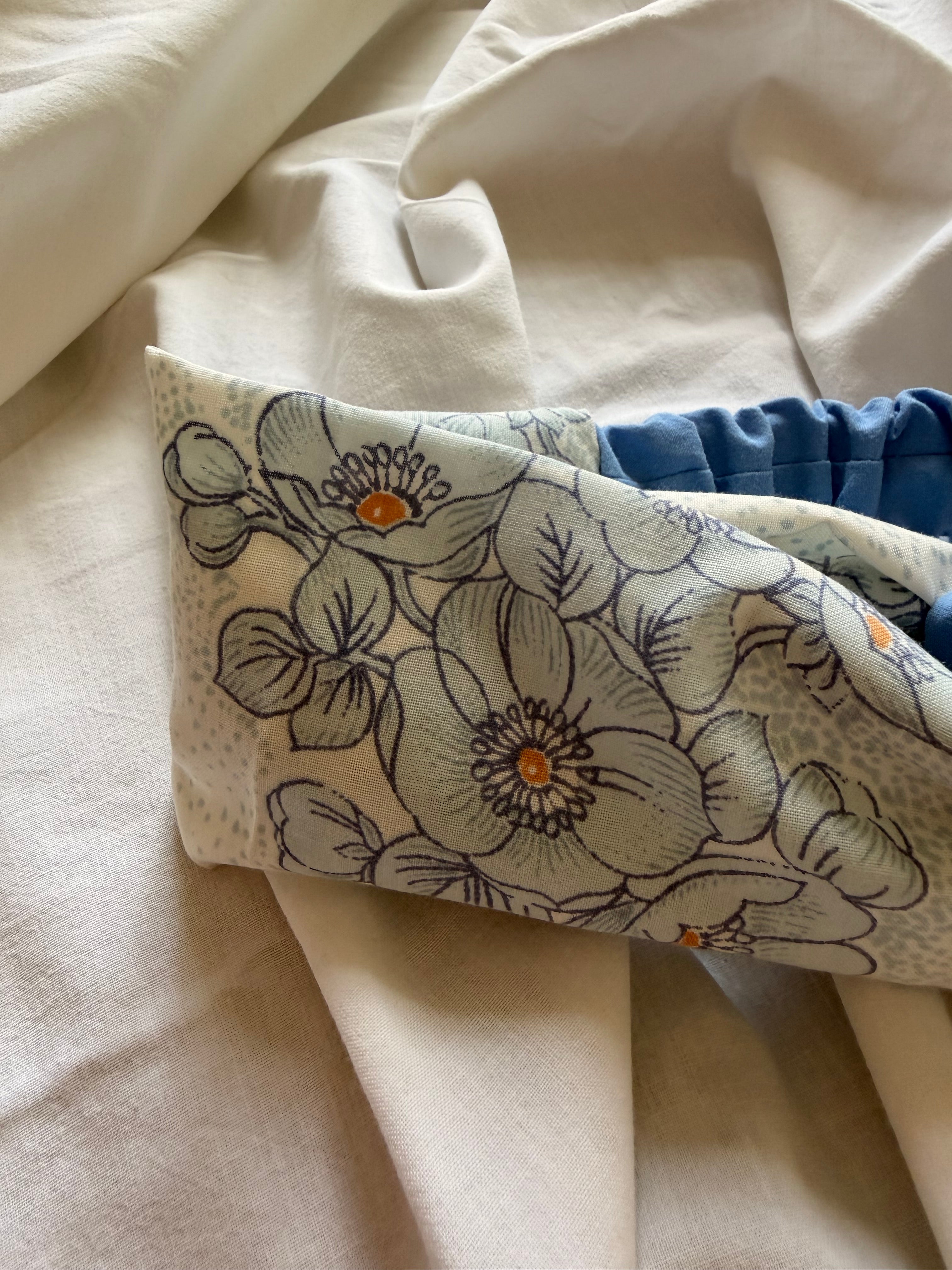 Bandeau fleuri bleu