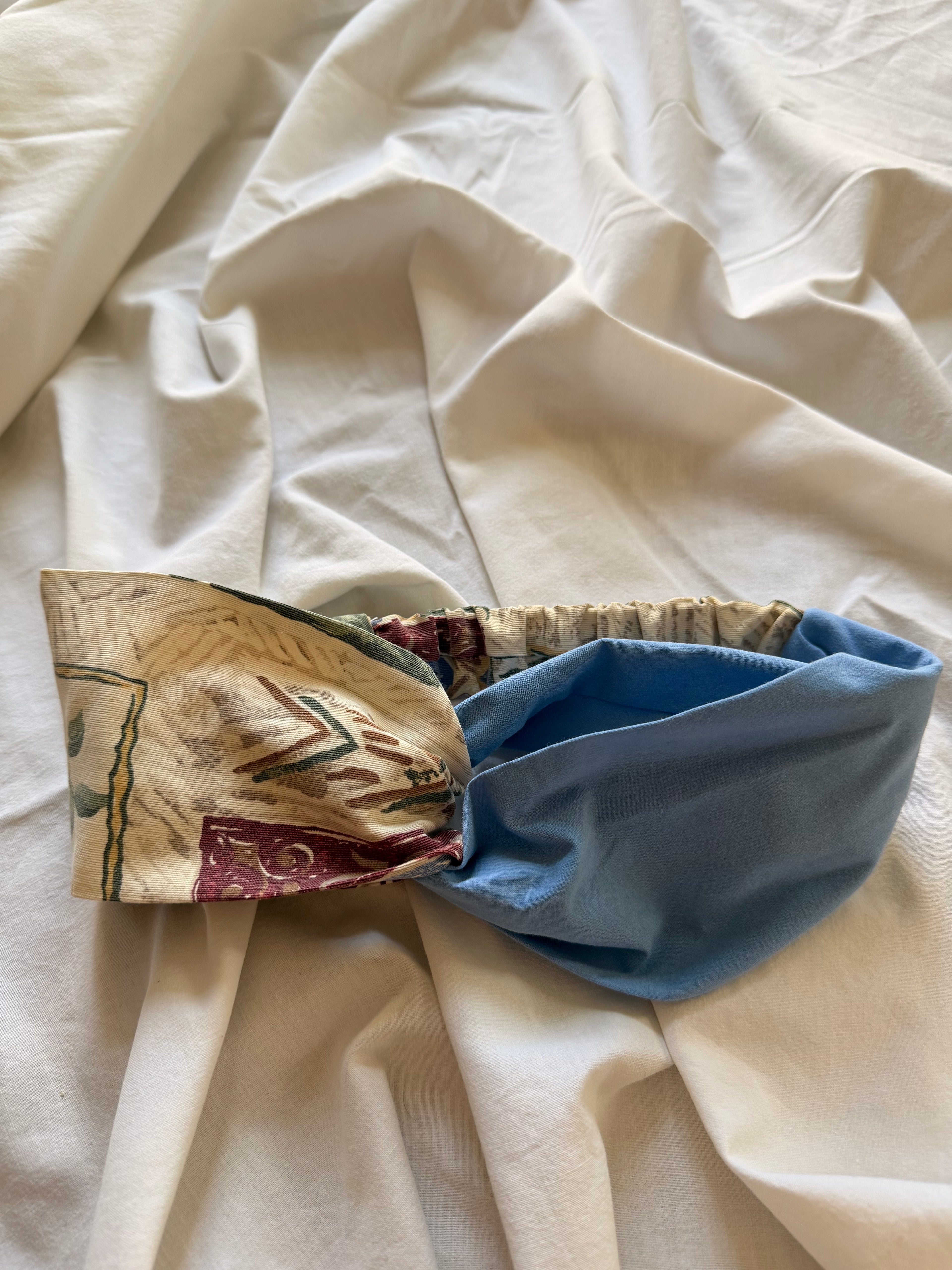 Bandeau beige et bleu