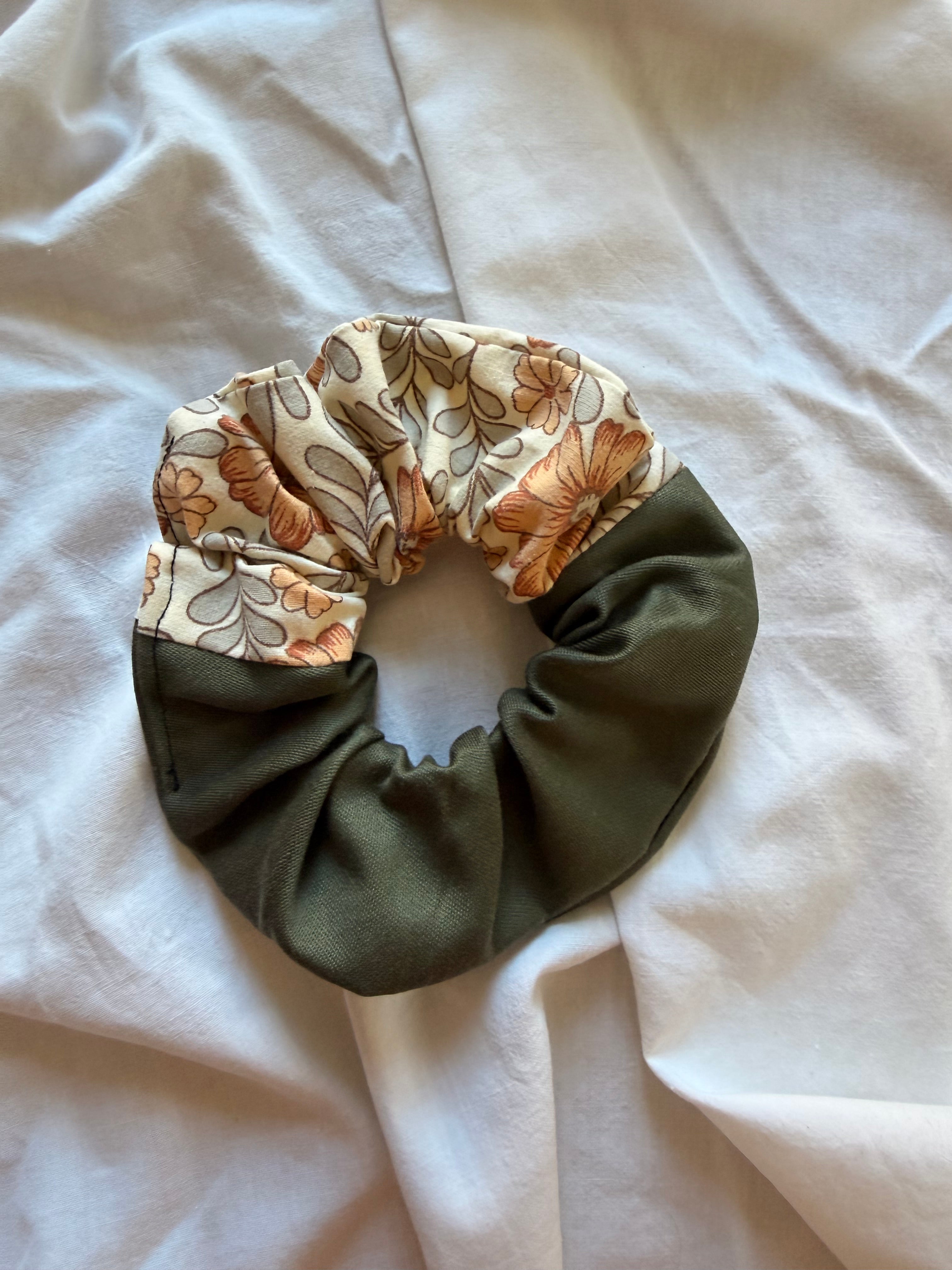 Chouchou kaki fleuri